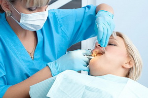 процедура удаления зуба